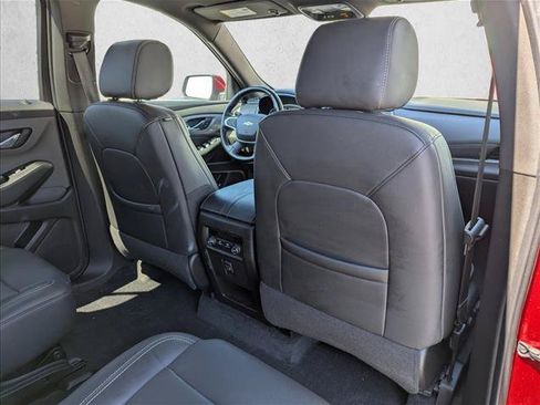 Used 2023 Chevrolet Traverse LT w/ LPO, Floor Liner Package AWD/4WD image 27