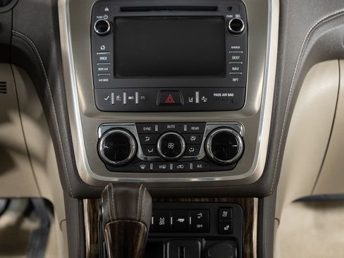 Used 2015 GMC Acadia Denali image 43