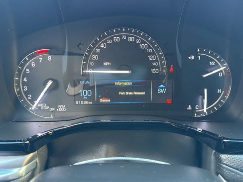Used 2019 Cadillac XT5 Luxury AWD/4WD image 16