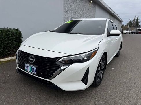 Certified 2025 Nissan Sentra SV w/ SV Premium Package image 4