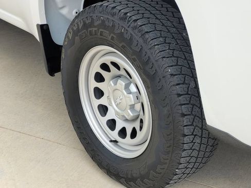 Used 2022 Chevrolet Silverado 1500 W/T w/ Trailering Package RWD image 8