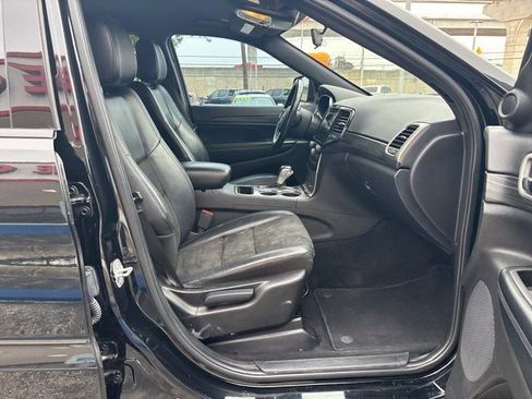 Used 2021 Jeep Grand Cherokee Laredo X RWD image 49