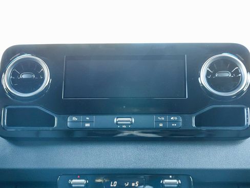 New 2025 Mercedes-Benz Sprinter 2500 image 12