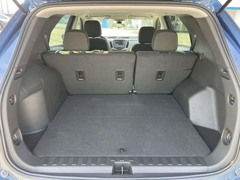 Used 2024 Chevrolet Equinox LS w/ Driver Confidence II Package FWD image 10