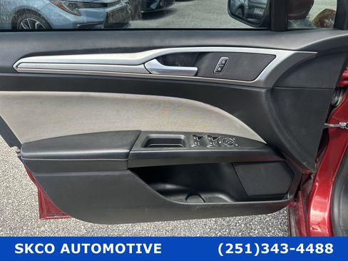Used 2019 Ford Fusion S image 12