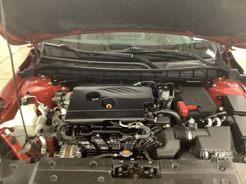 Used 2019 Nissan Altima 2.5 SR w/ SR Premium Package AWD/4WD image 15