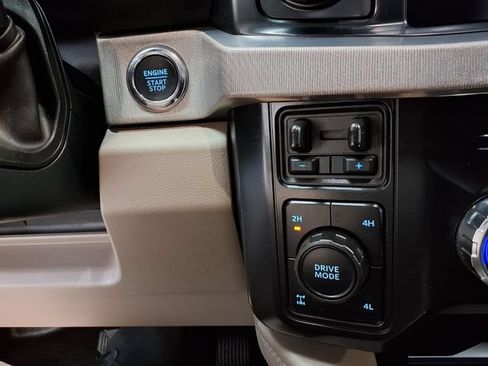 Used 2025 Ford F350 Platinum w/ Platinum Plus Package AWD/4WD image 15