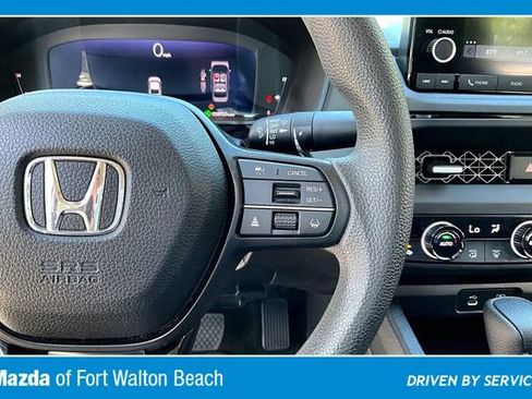 Used 2023 Honda Accord EX image 11