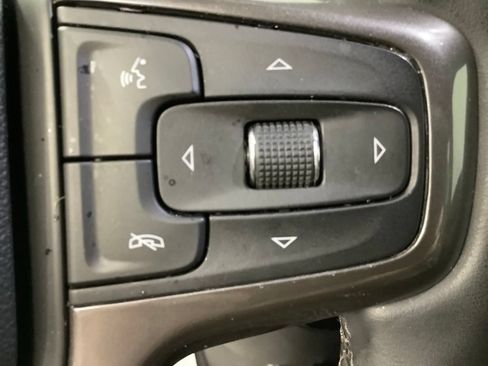 Used 2024 Chevrolet Silverado 2500 ZR2 w/ Technology Package AWD/4WD image 19