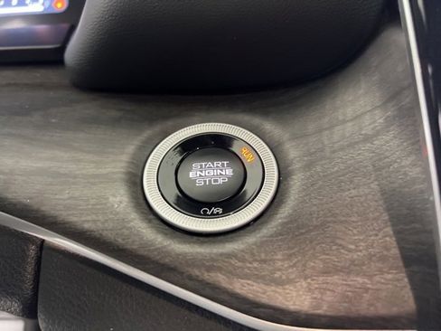 New 2025 Jeep Grand Cherokee L Limited w/ Trailer Tow Package image 21