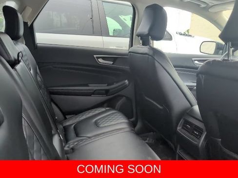 Used 2024 Ford Edge Titanium AWD/4WD image 9