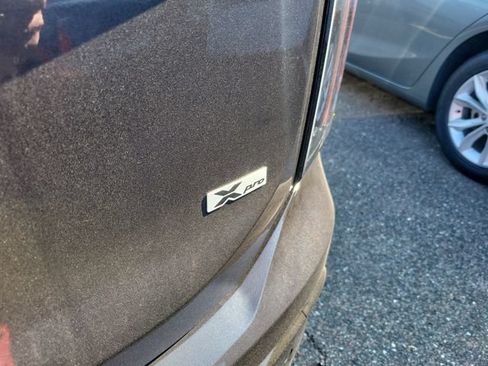 Used 2025 Kia Telluride AWD image 8