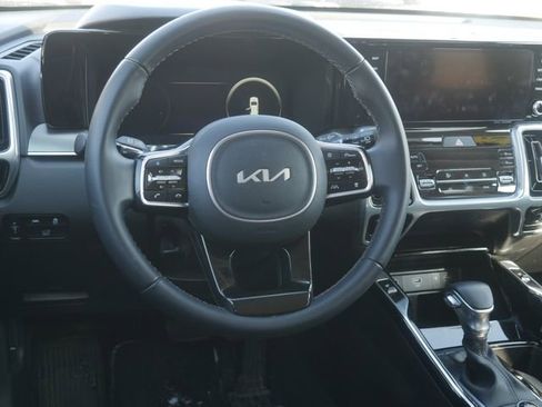 Used 2023 Kia Sorento SX image 44