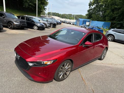 Used 2019 MAZDA MAZDA3 Hatchback w/ Preferred Package FWD image 5