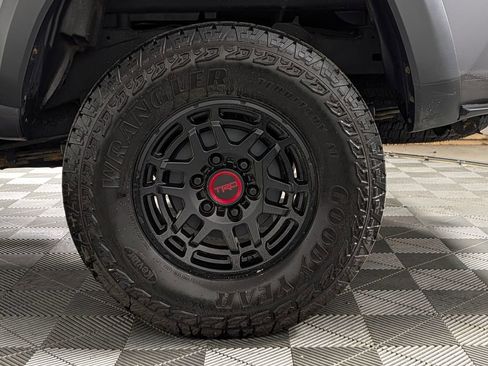 Used 2022 Toyota Tacoma TRD Pro image 12