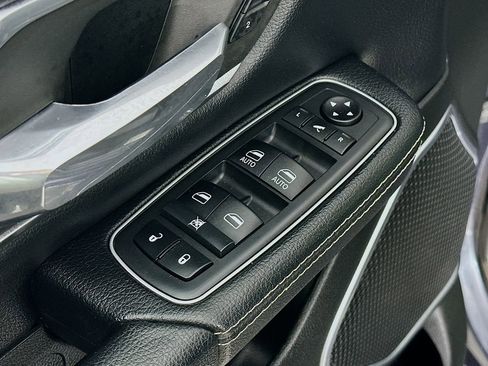 Certified 2020 RAM 1500 Laramie image 24