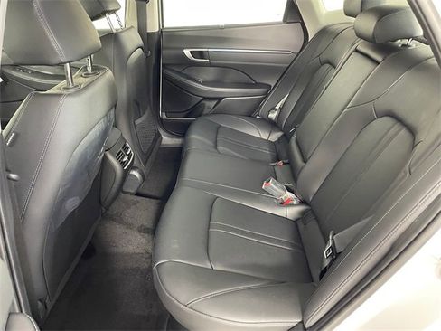 New 2025 Hyundai Sonata Limited image 15