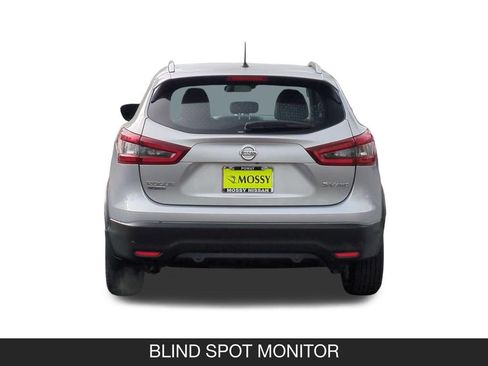 Used 2022 Nissan Rogue Sport SV w/ Technology Package AWD/4WD image 8