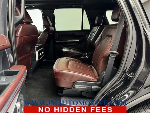 Used 2023 Ford Expedition Limited image 15