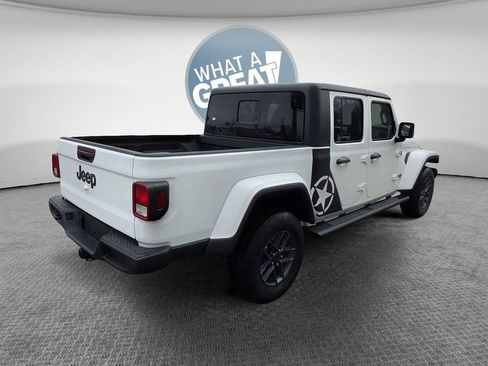 New 2026 Jeep Gladiator Sport image 6