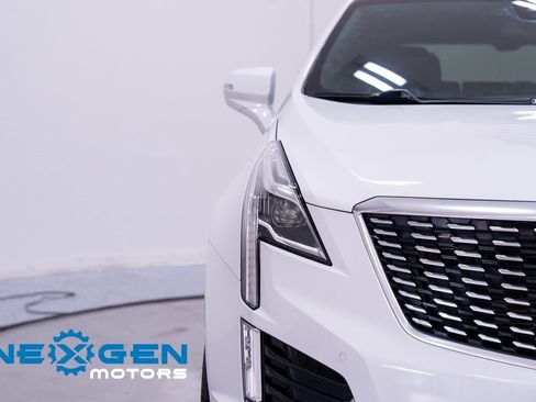 Used 2021 Cadillac XT5 Premium Luxury image 7