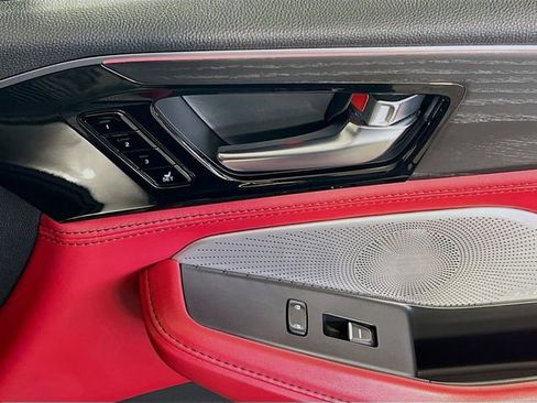 Used 2022 Acura MDX Type S image 31