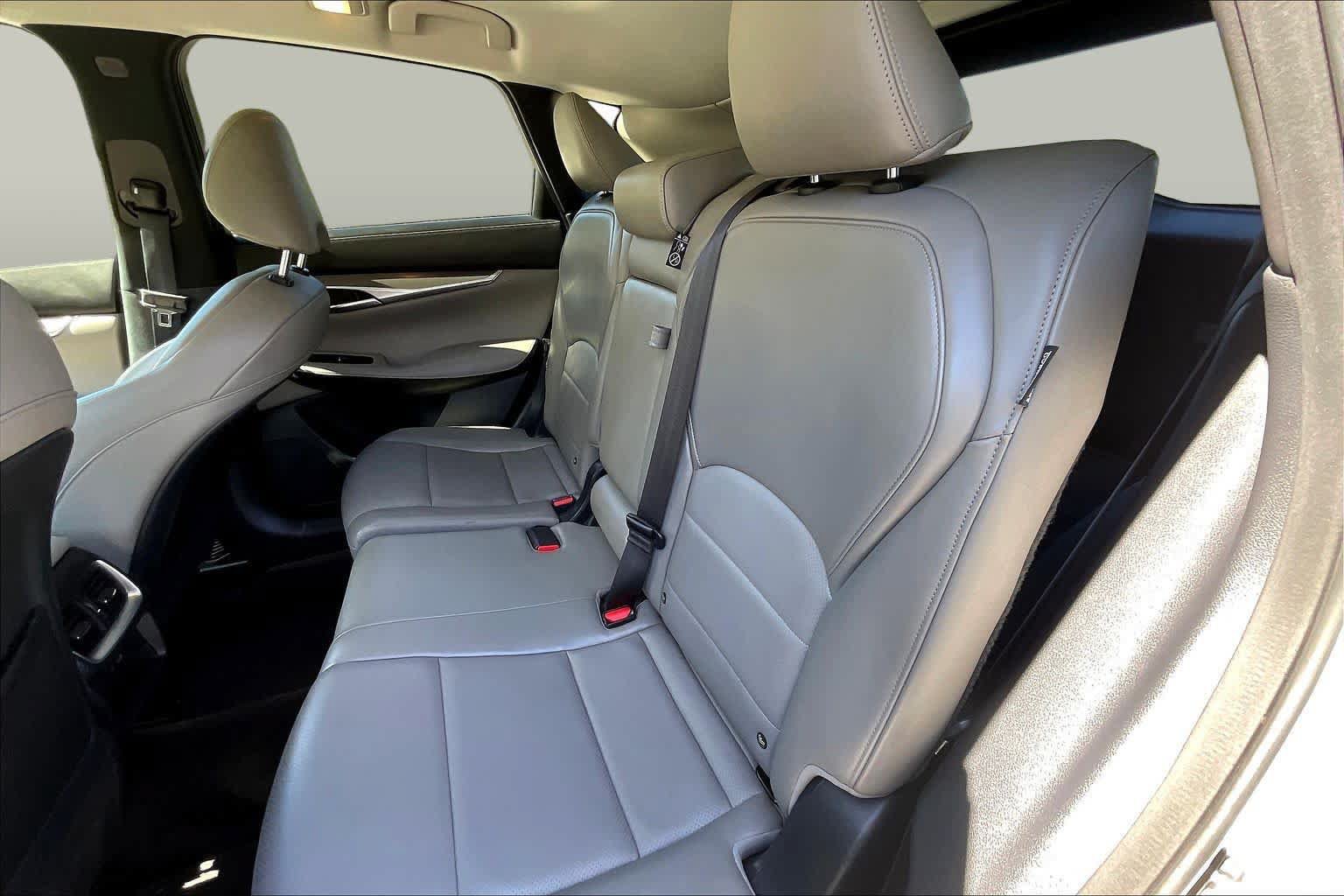 Used 2024 INFINITI QX50 Luxe FWD image 20