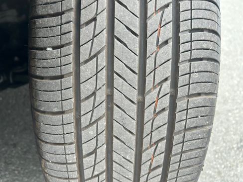 Used 2024 Volkswagen ID.4 2WD image 58