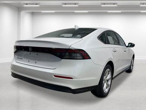 New 2026 Honda Accord LX image 7