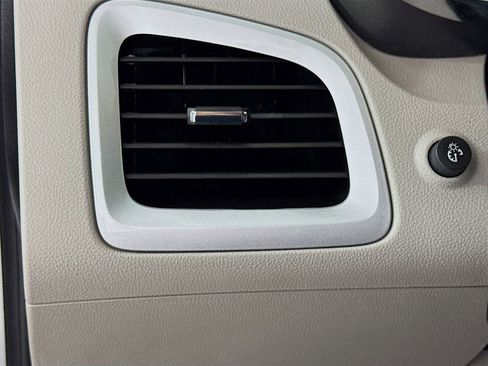 Used 2013 GMC Terrain SLT FWD image 11