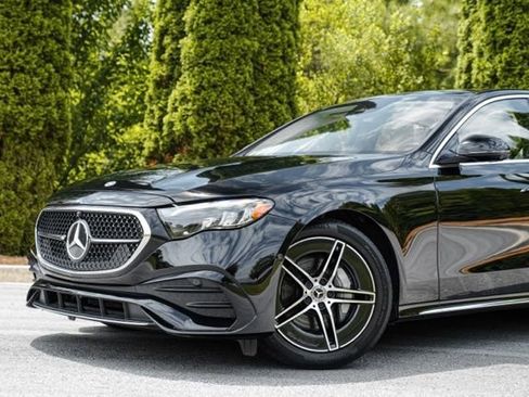 Used 2025 Mercedes-Benz E 350 4MATIC Sedan w/ Winter Package image 3