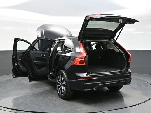 Used 2025 Volvo XC60 B5 Plus w/ Climate Package AWD/4WD image 42