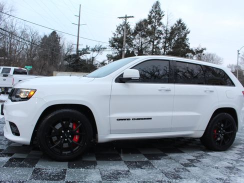 Used 2020 Jeep Grand Cherokee SRT w/ Trailer Tow Group IV image 76