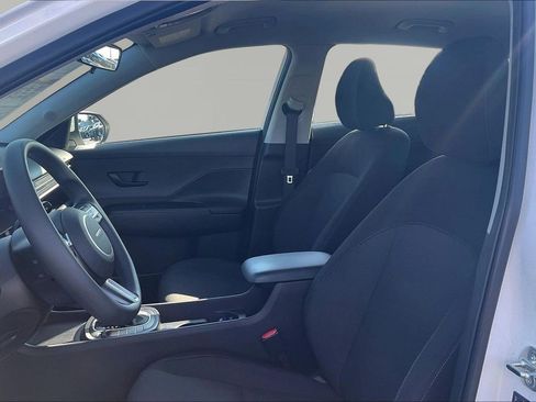 Used 2024 Hyundai Kona SE FWD image 23