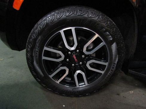 Used 2023 GMC Yukon AT4 image 26
