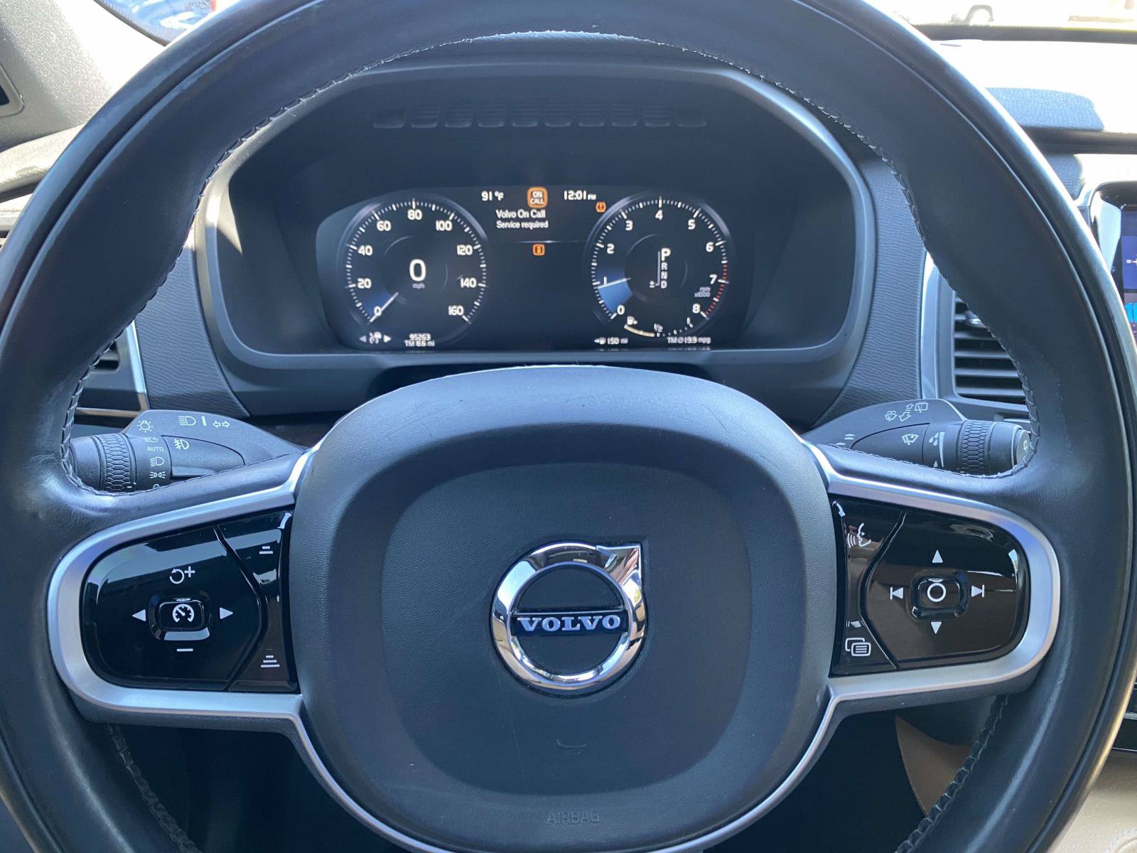 Used 2019 Volvo XC90 T6 Momentum AWD/4WD image 35