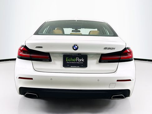 Used 2023 BMW 530i xDrive w/ Premium Package AWD/4WD image 7
