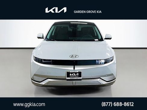 Used 2024 Hyundai Ioniq 5 Limited image 1