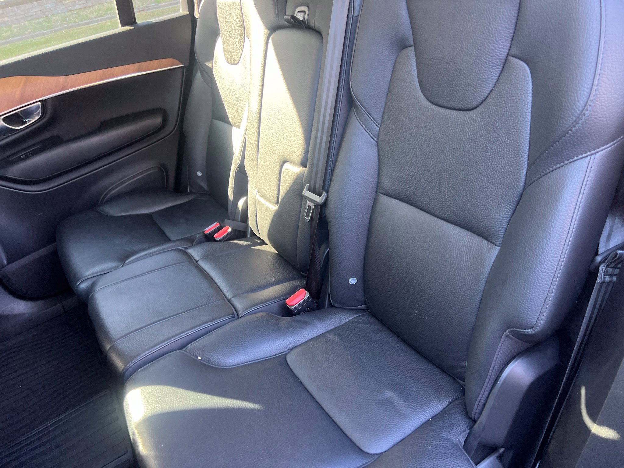 Used 2023 Volvo XC90 B5 Plus AWD/4WD image 15