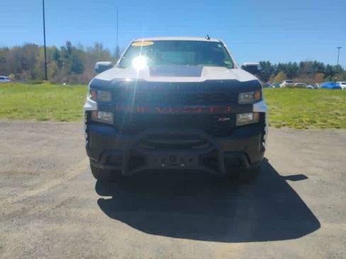 Used 2022 Chevrolet Silverado 1500 Custom Trail Boss AWD/4WD image 3