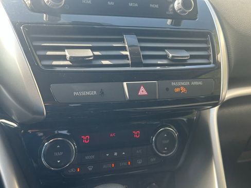 Used 2022 Mitsubishi Eclipse Cross SE image 52