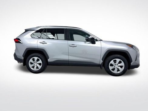 Used 2019 Toyota RAV4 LE w/ Carpet Mat Package AWD/4WD image 2
