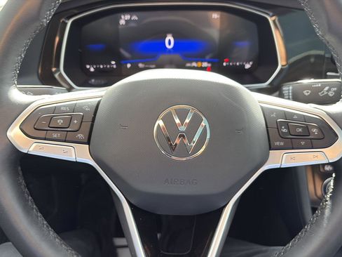 Used 2024 Volkswagen Jetta SE w/ Panoramic Sunroof Package image 25