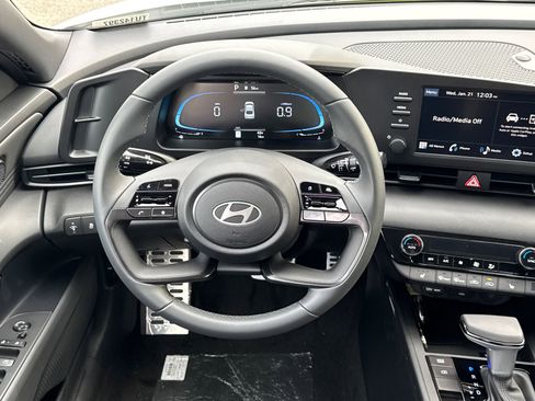 New 2026 Hyundai Elantra SEL Sport Premium FWD image 24