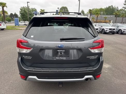 Used 2021 Subaru Forester Touring AWD/4WD image 6