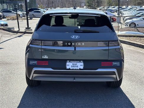 New 2026 Hyundai Ioniq 5 SEL image 6