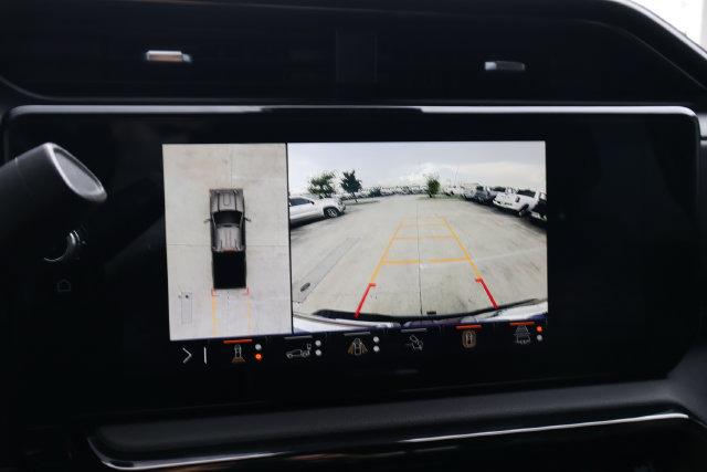 Used 2024 GMC Sierra 2500 AT4 w/ AT4 Premium Plus Package AWD/4WD image 20