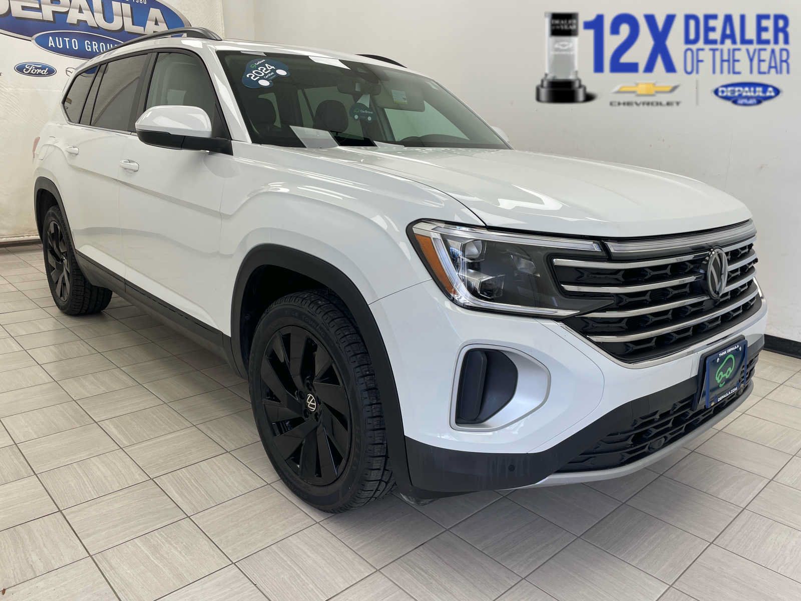 Used 2024 Volkswagen Atlas SE AWD/4WD image 1