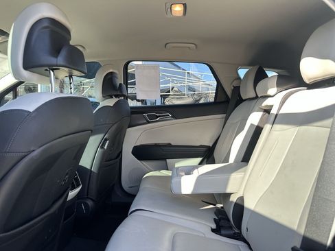 Certified 2024 Kia Sportage EX FWD image 22