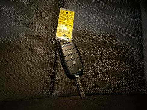 Used 2017 Kia Sportage LX image 25